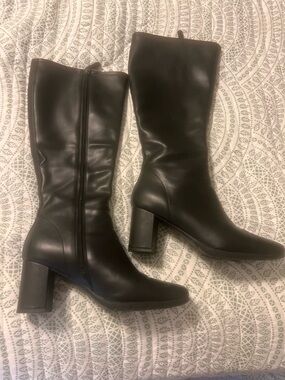 AEROSOLES Black Mid-Calf Block Heel Zip Boots